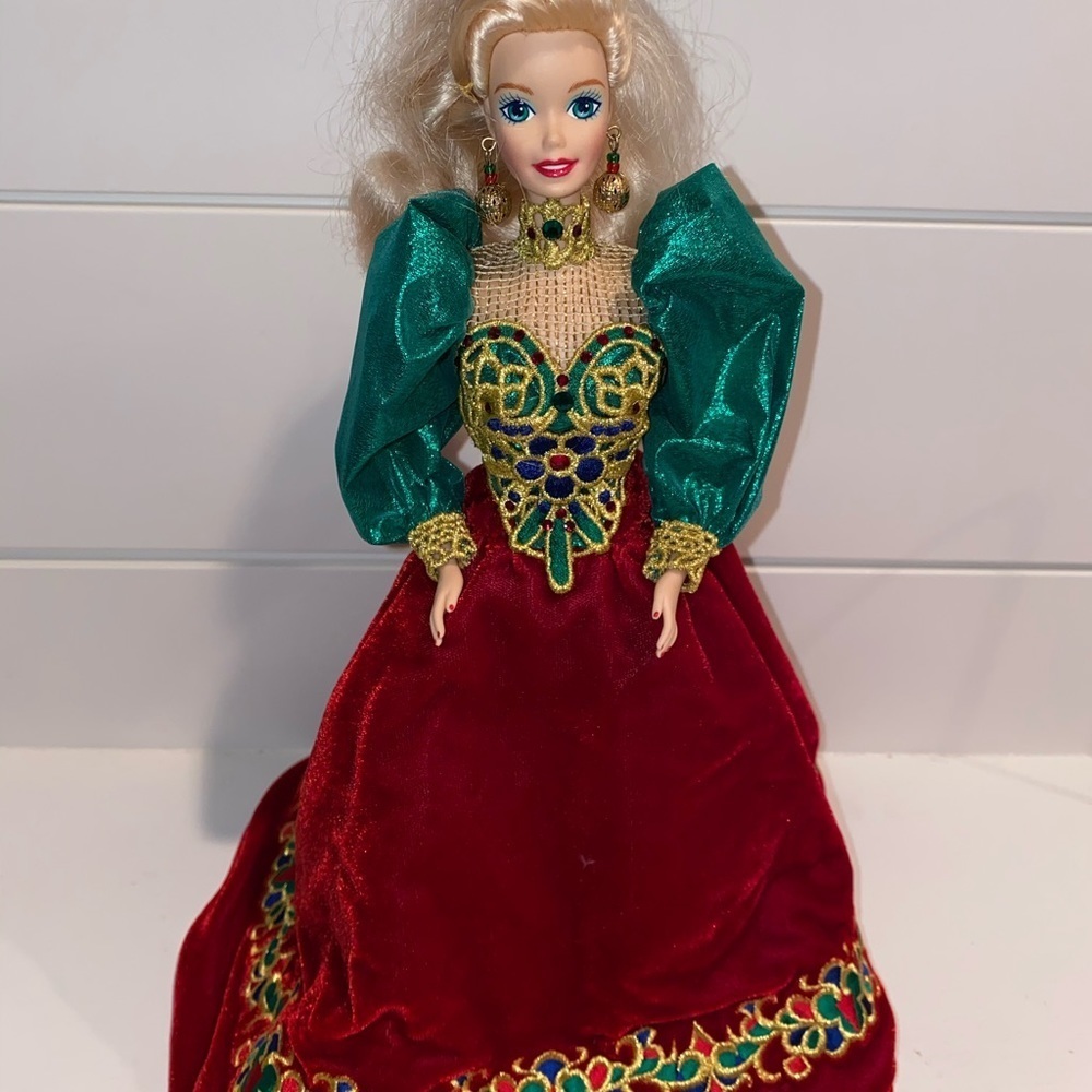 Barbie Holiday Jewel porcelain
